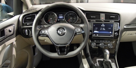 l'interieur de la golf 7