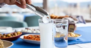 Un verre de Raki