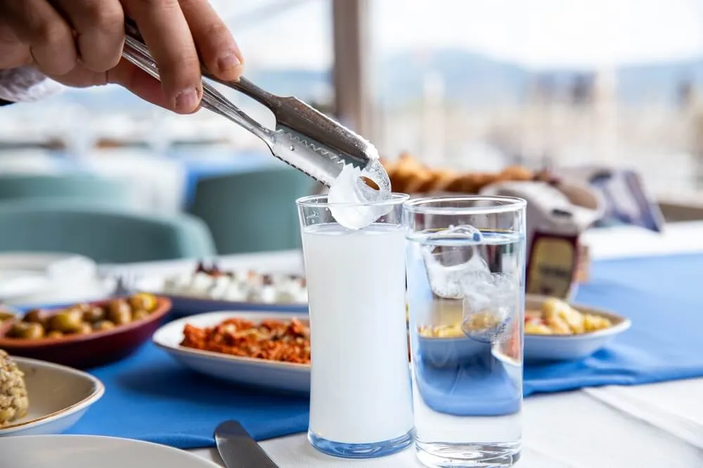 Un verre de Raki